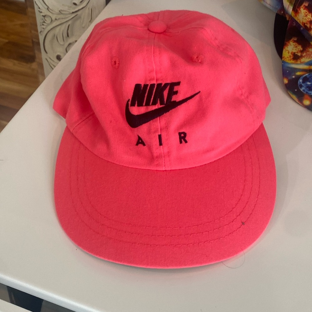 Retro Nike zipper hat